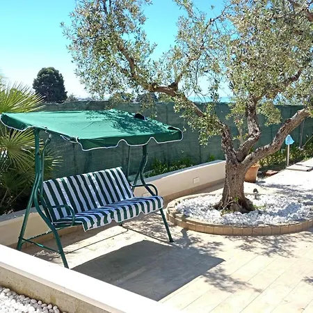 La Casetta Degli Ulivi Con Piscina Appartement *